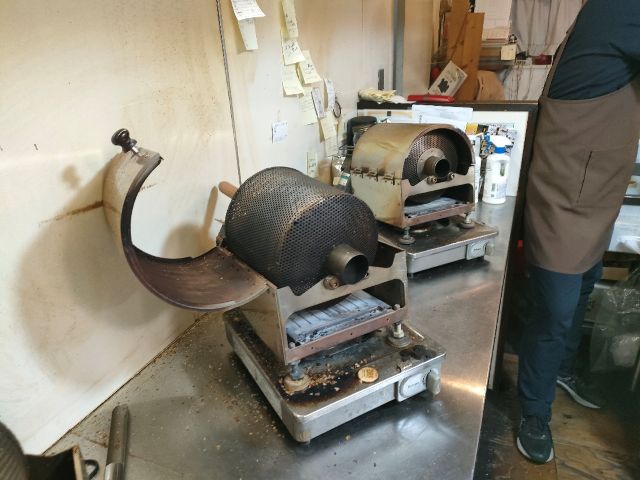 コーヒー焙煎の排気系統も清掃する必要がある コーヒー焙煎の排気系統も清掃する必要があります